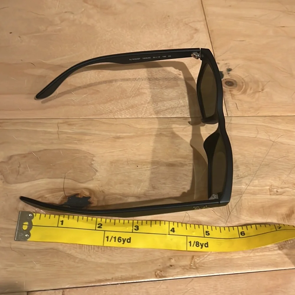 Child Ray Bans with case